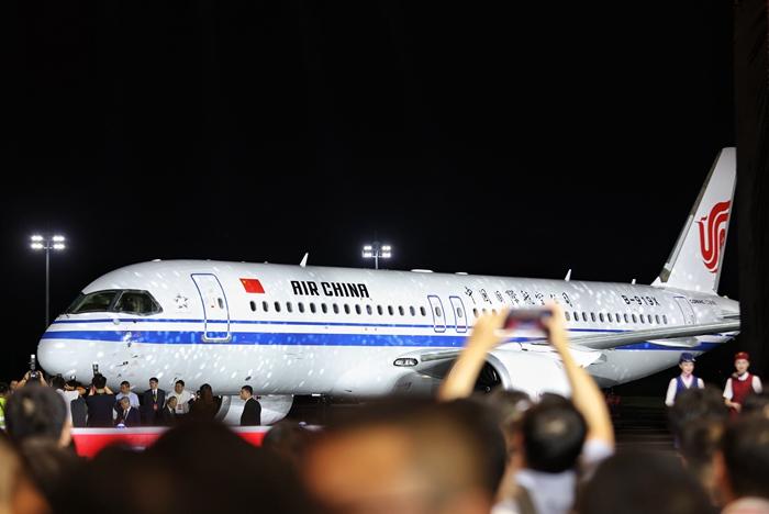 國航、南航接收首架C919飛機(jī)